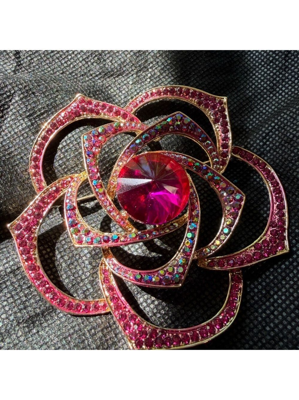 Pink Crystal Flower Brooch - Elegant Women's Jewelry ✨HOST PICK✨